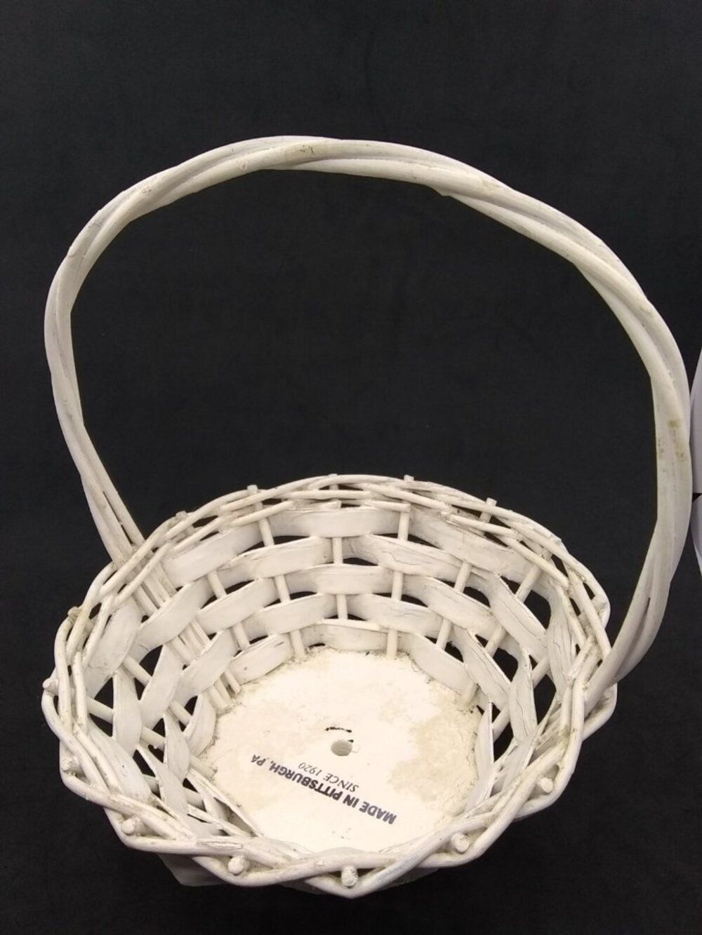 Vtg. Hand Woven White Basket/planter Made In Pittsburgh PA Sz 9.75” X 8” READ